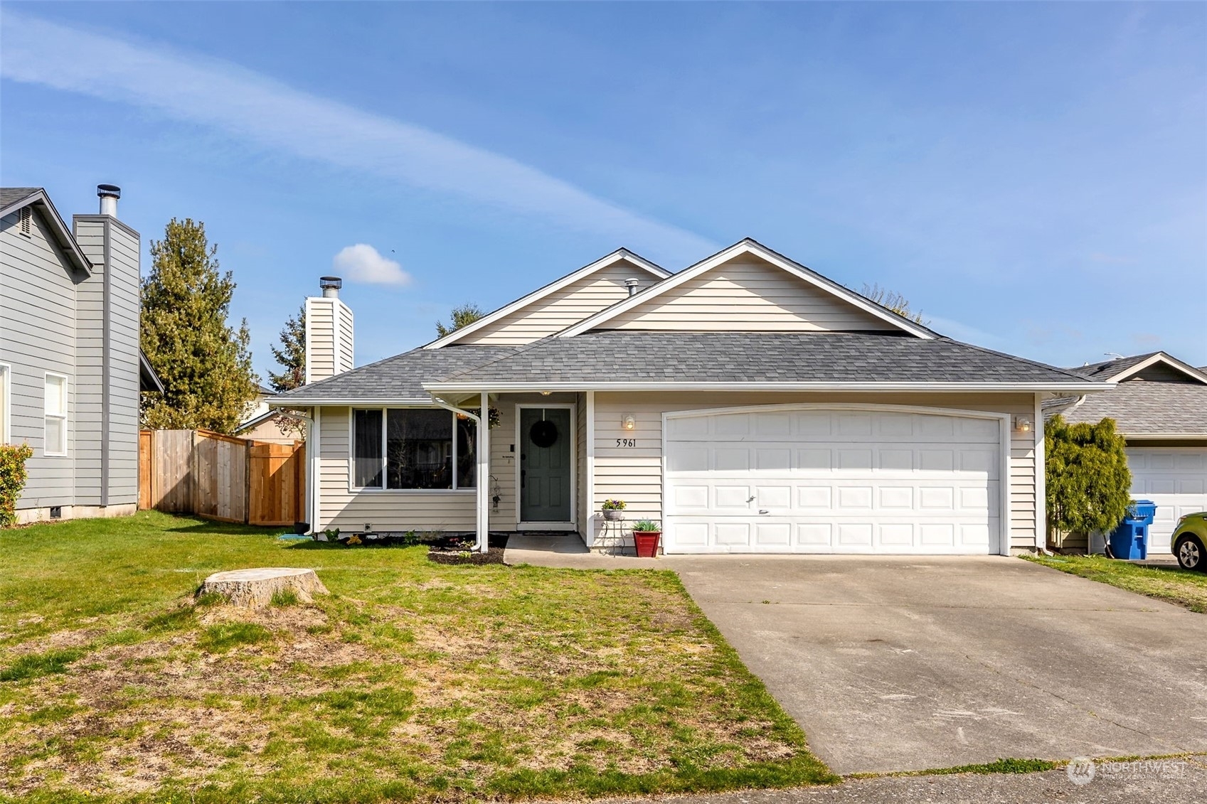 Property Photo:  5961 Crimson Court SE  WA 98513 