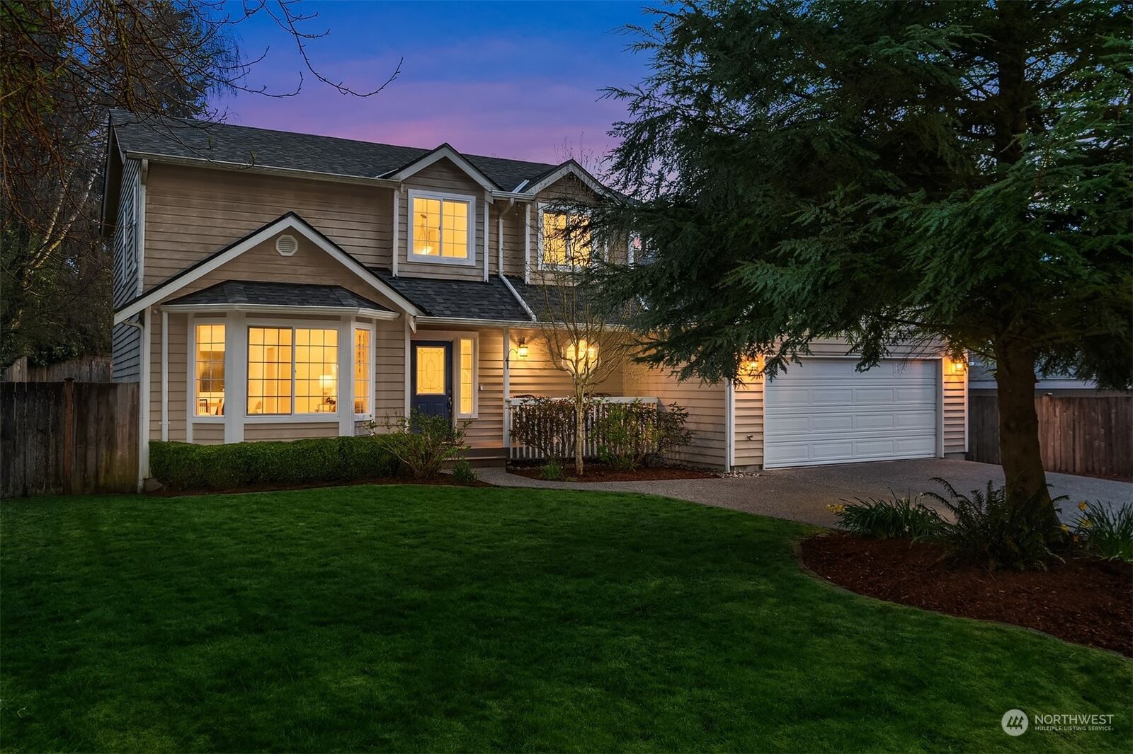 Property Photo:  7220 182nd Street SW  WA 98026 