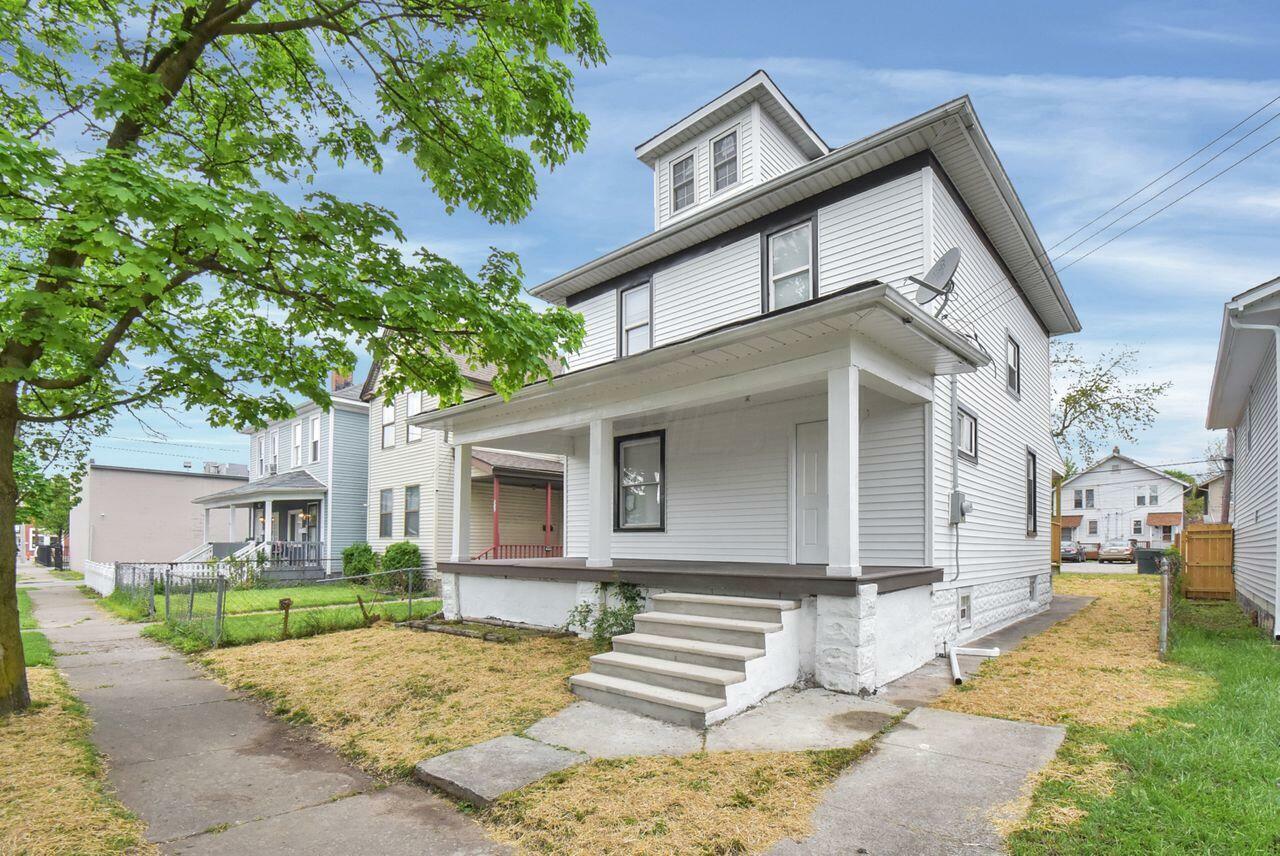 Property Photo:  560 Stanley Avenue  OH 43206 