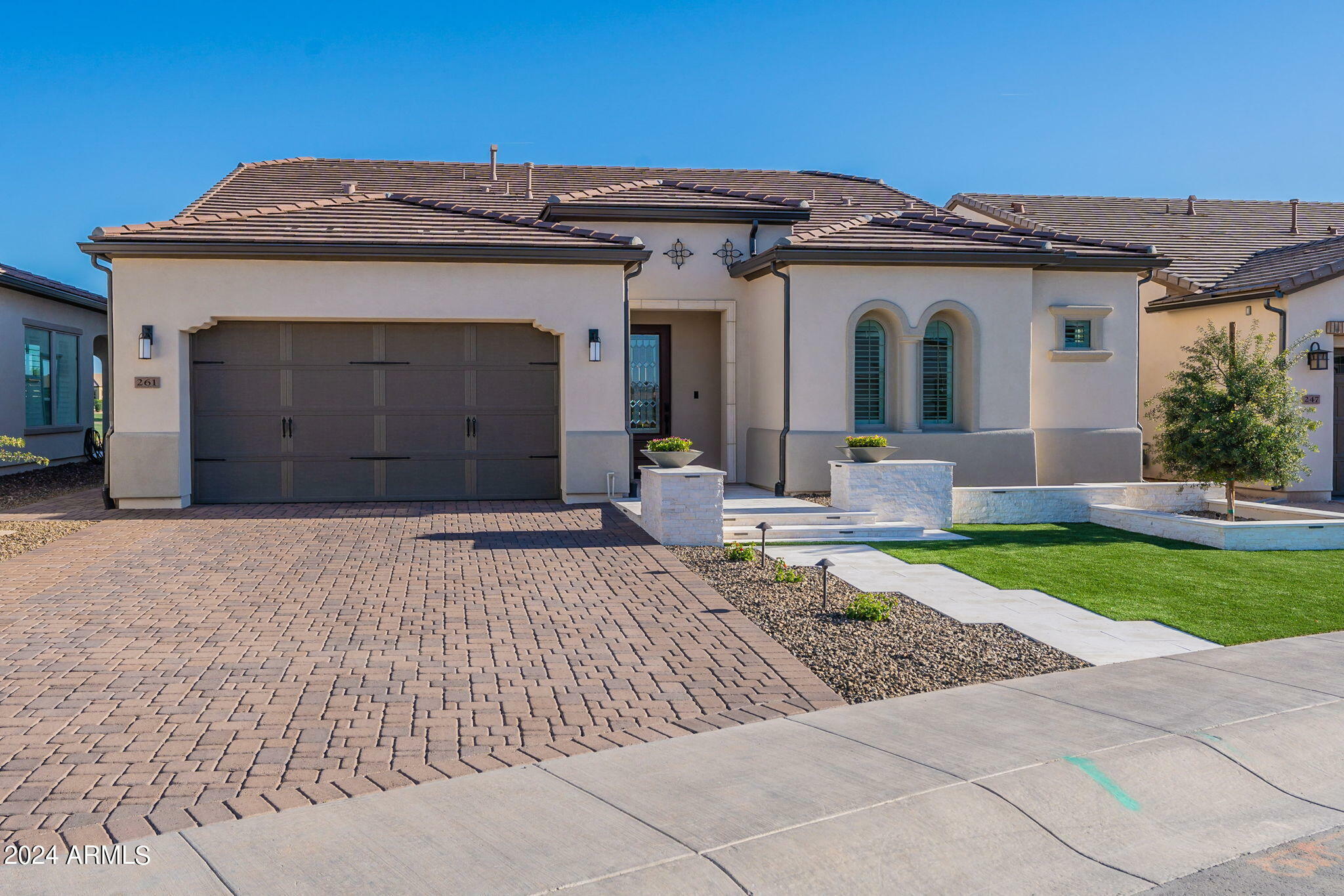 Property Photo:  261 E Bracciano Avenue  AZ 85140 