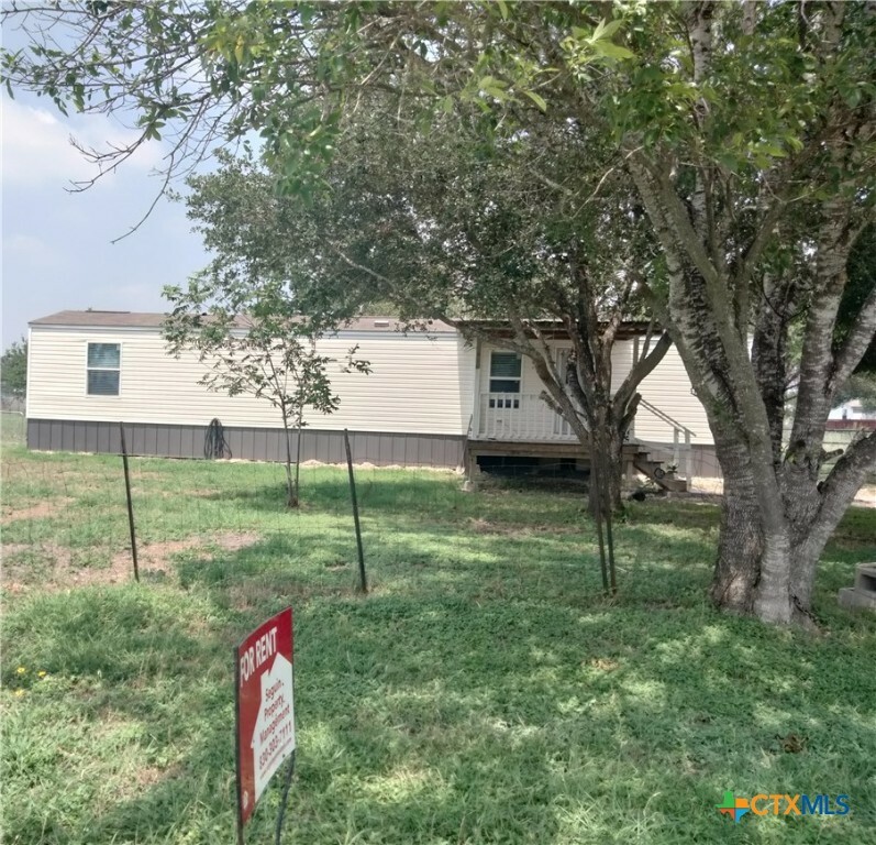 Property Photo:  156 Apache Trail  TX 78155 