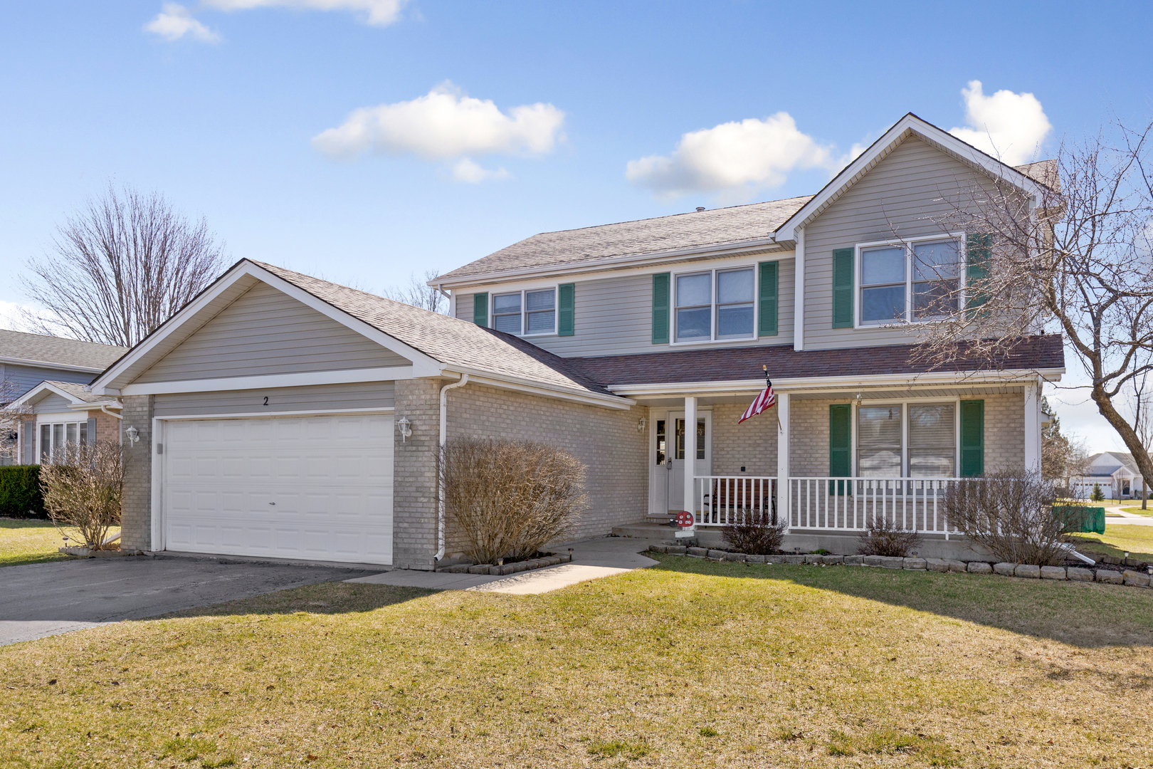 Property Photo:  2 Crofton Court  IL 60156 