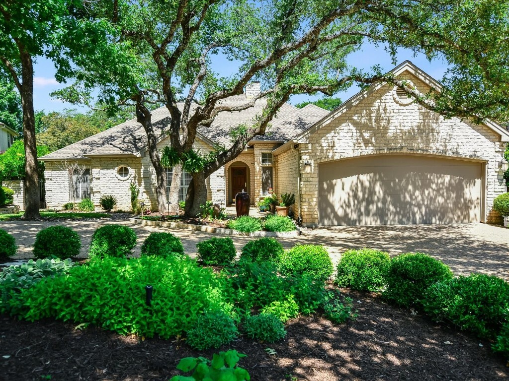 Property Photo:  7008 Quill Leaf Cove  TX 78750 