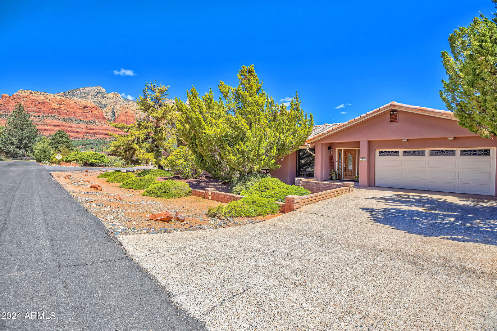 Property Photo: 105 Tonto Road AZ 86336