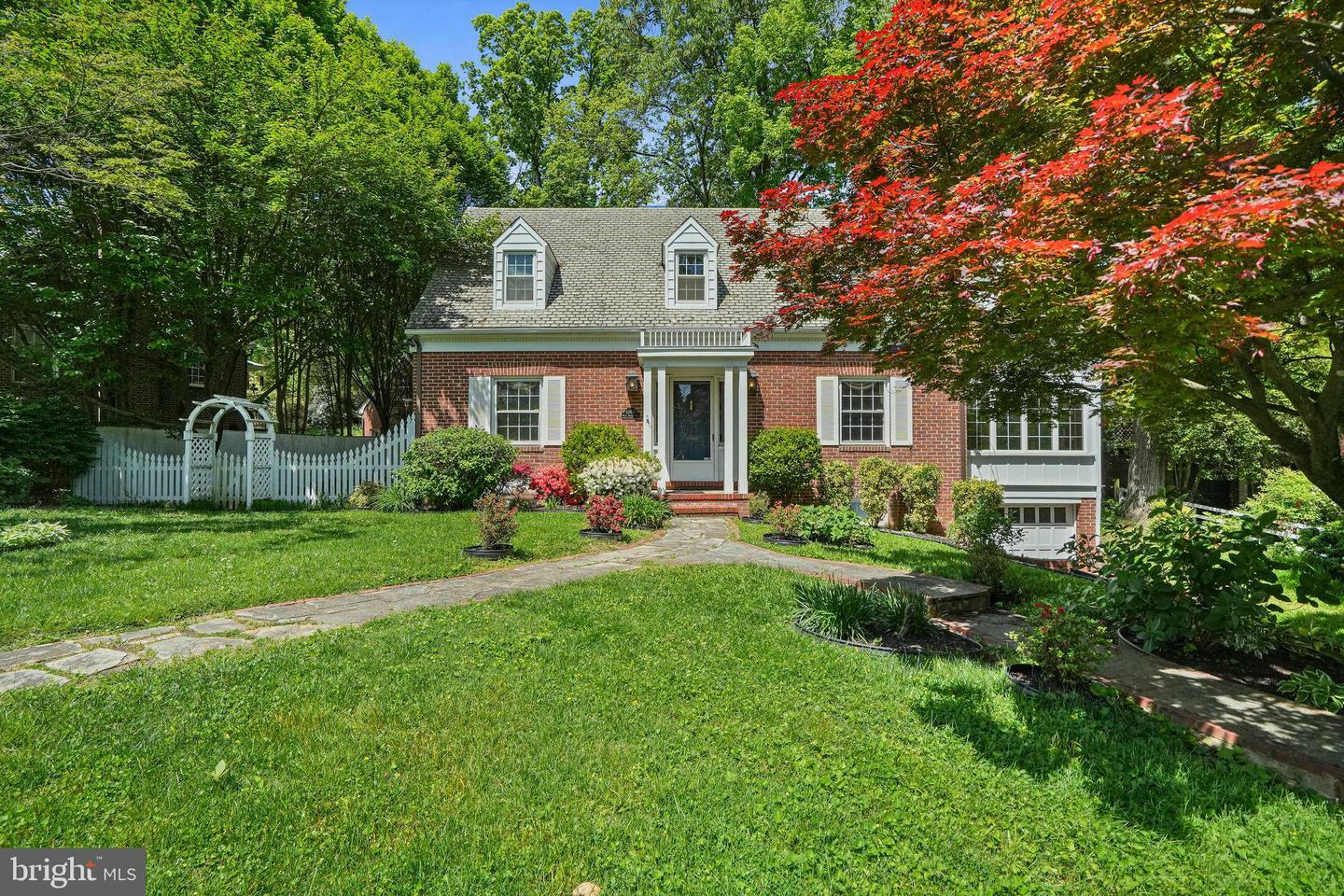 Property Photo: 6900 Wake Forest Drive MD 20740