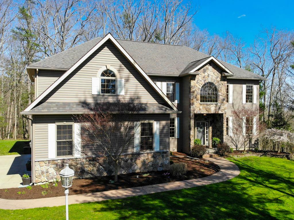 Property Photo:  25 Dublin Drive  NY 14905 