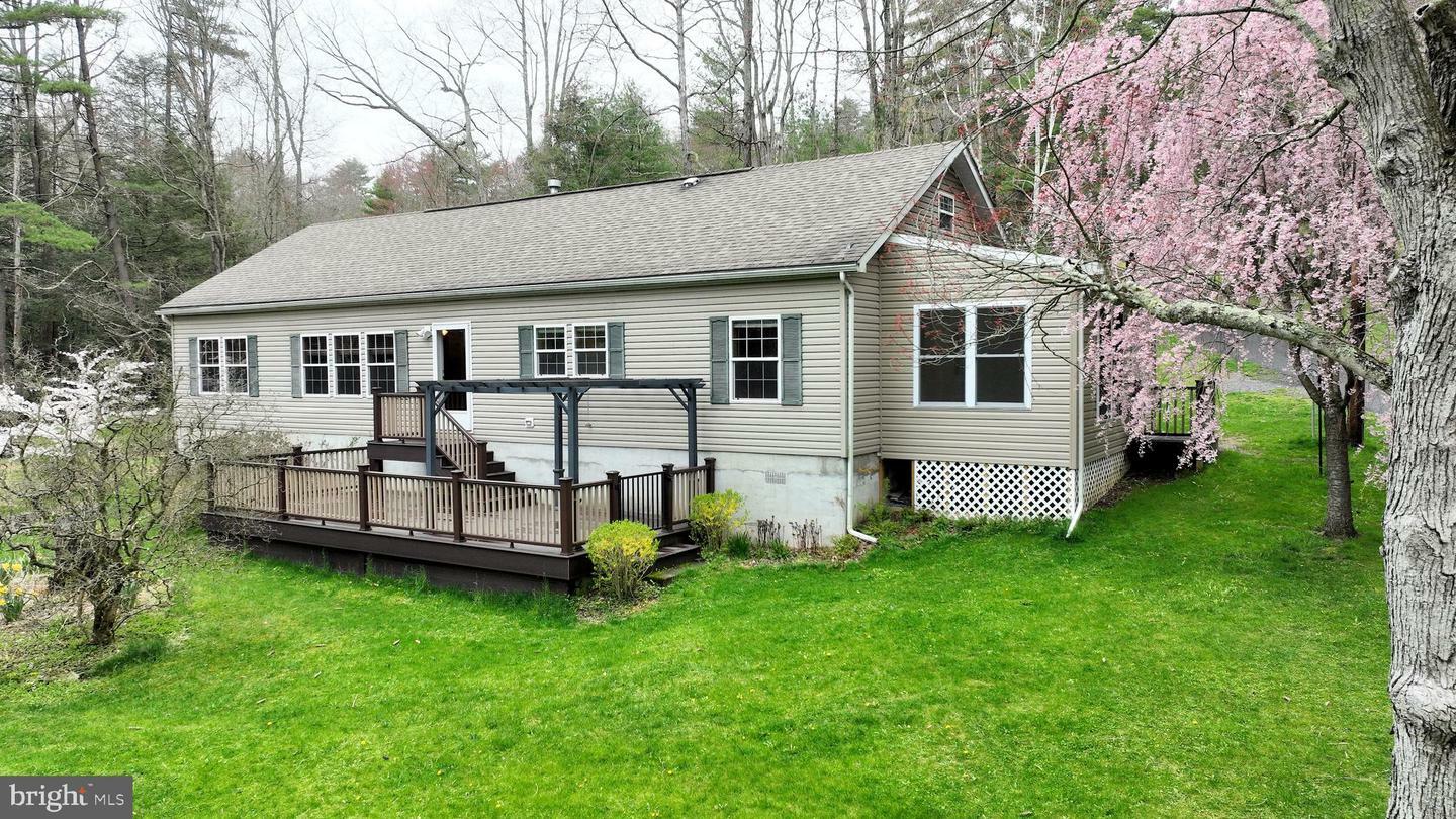 Property Photo:  104 Sweetie Pickle Ln  PA 16875 