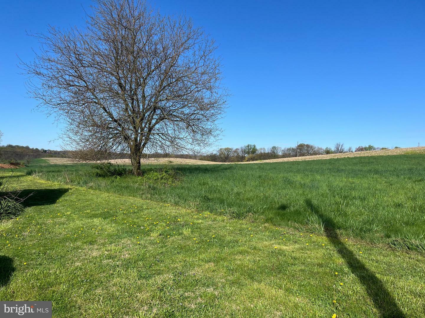 Property Photo:  1707 Laudermilch Road  PA 17078 