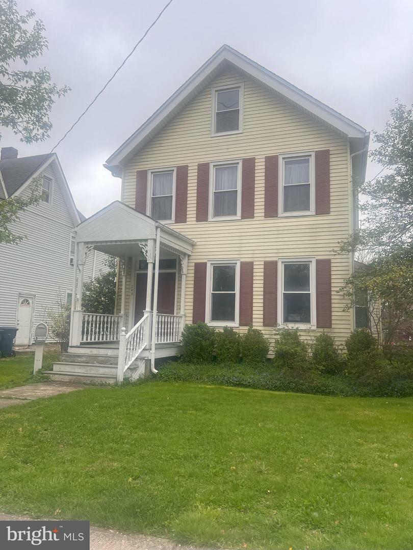 Property Photo:  243 Mercer Street  NJ 08520 