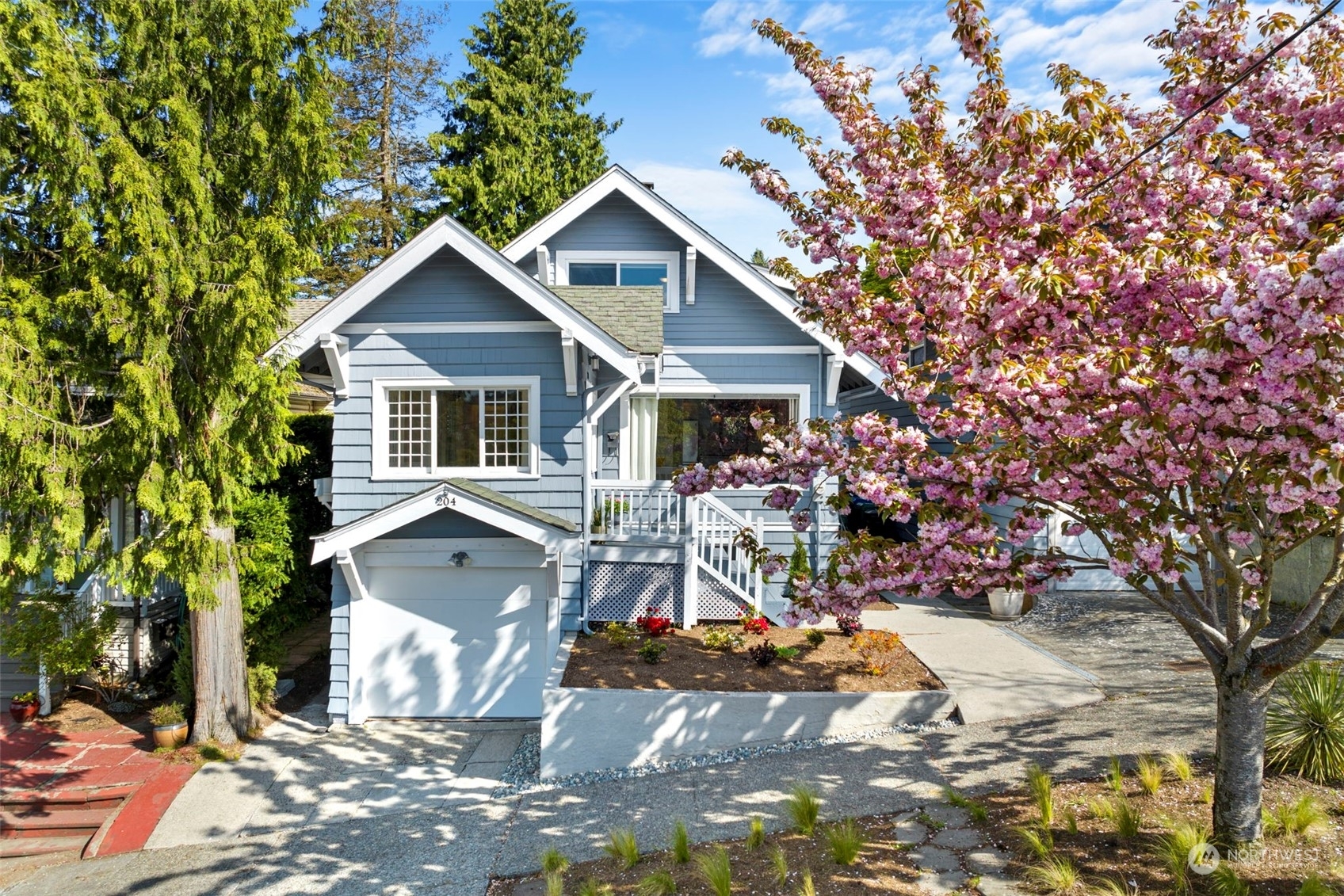 Property Photo:  204 NW Bowdoin Place  WA 98107 