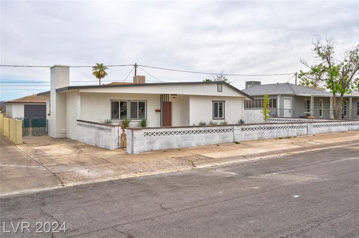 413 National Street  Henderson NV 89015 photo