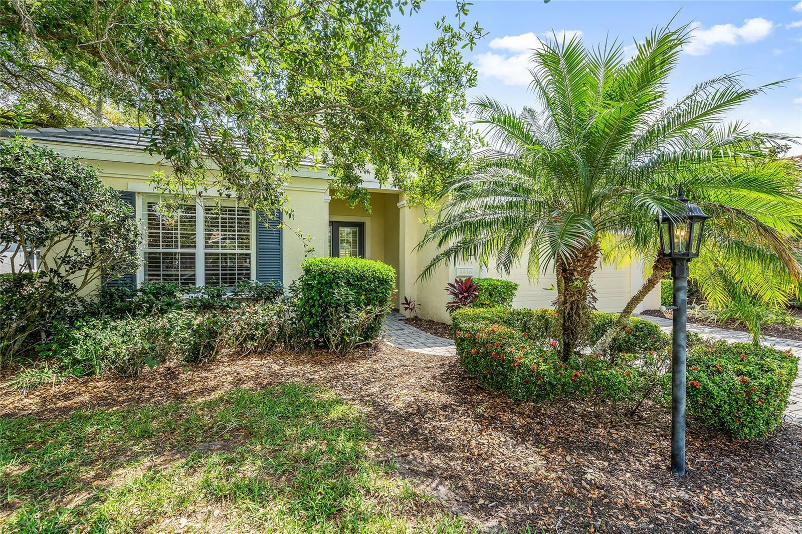 Property Photo:  8416 Abingdon Court  FL 34201 