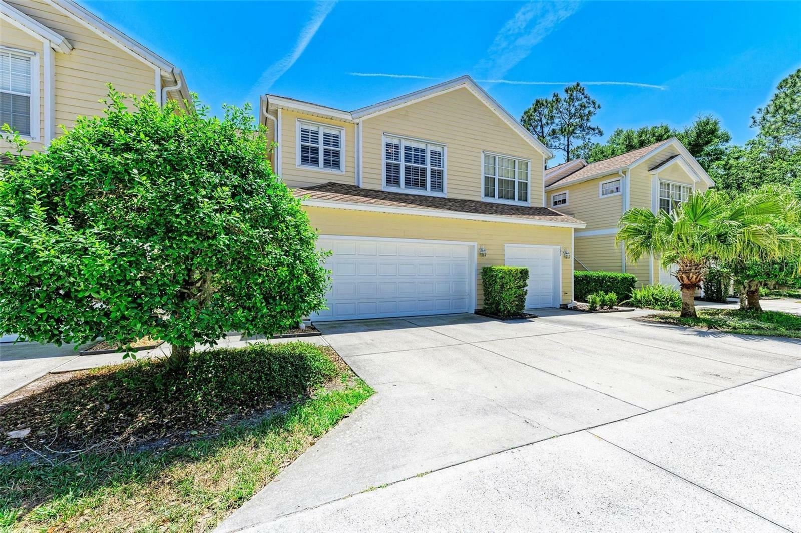 Property Photo: 6320 Rosefinch Court 102 FL 34202