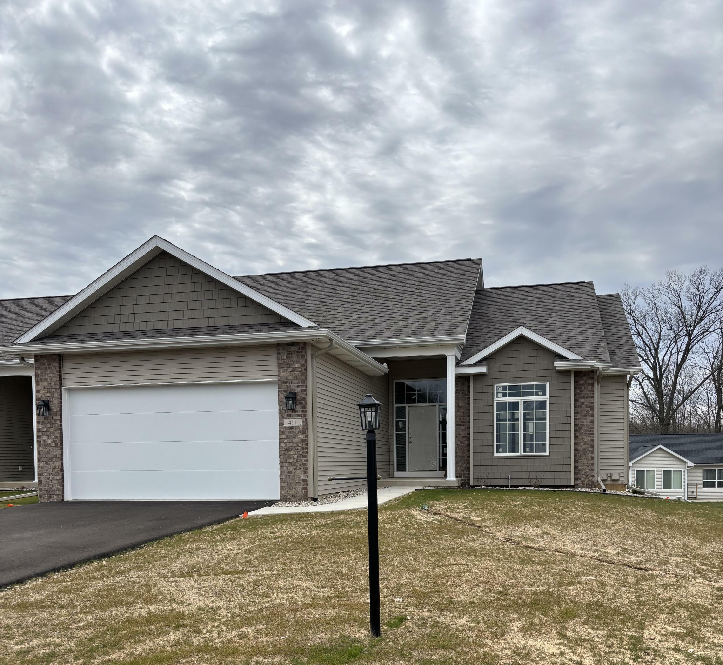 Property Photo: 411 Coventry Road MI 49015