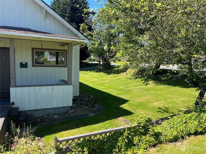 Property Photo: 1217 15th Street WA 98221
