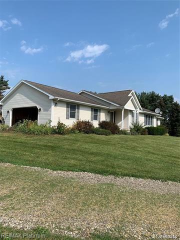 Property Photo:  6893 Sanford Road  MI 48855 