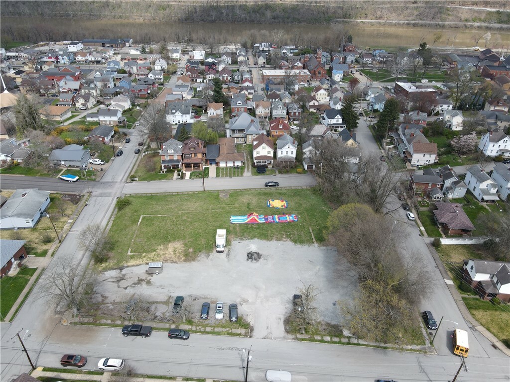 Property Photo:  Corner 9th St And Lincoln St  PA 15063 