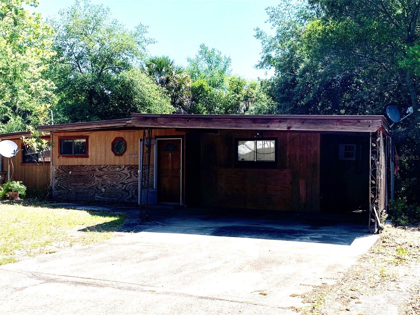 Property Photo:  32650 Azealia Place  FL 32778 