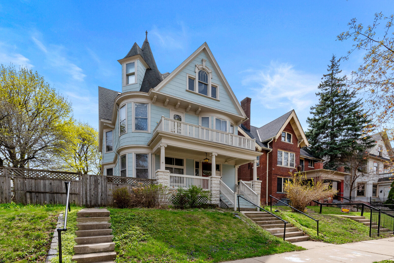 Property Photo:  2813 W Juneau Ave  WI 53208 