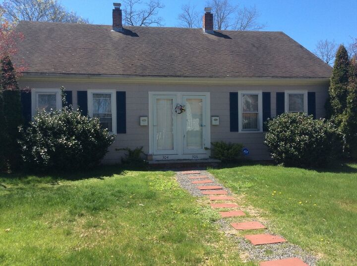 306 Tremont St  Taunton MA 02780 photo