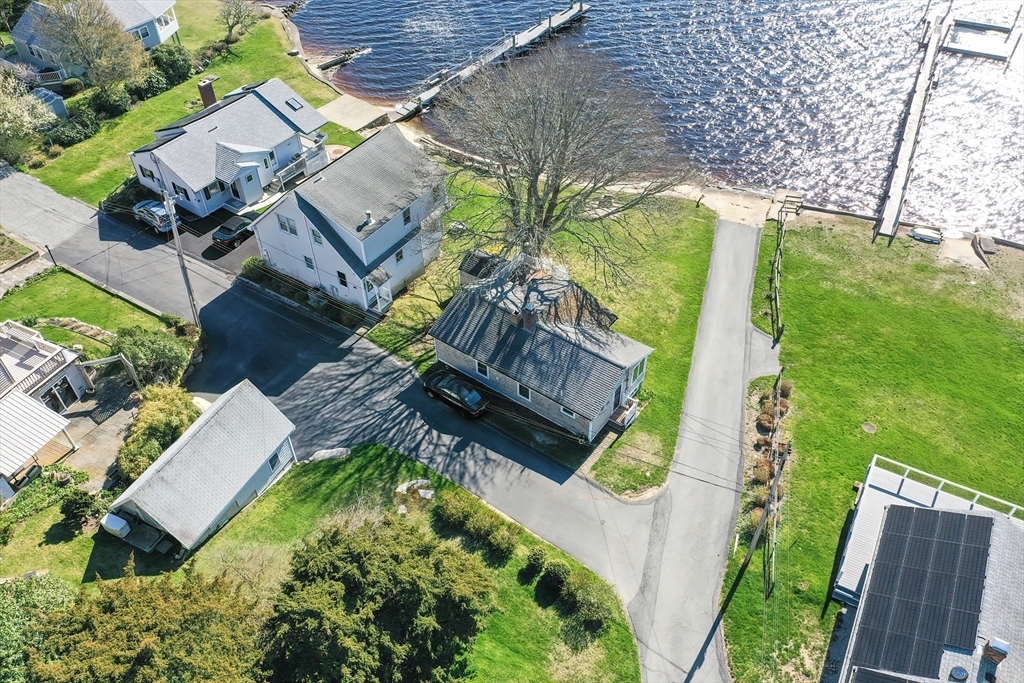 Property Photo:  162 Pettey Ln  MA 02790 