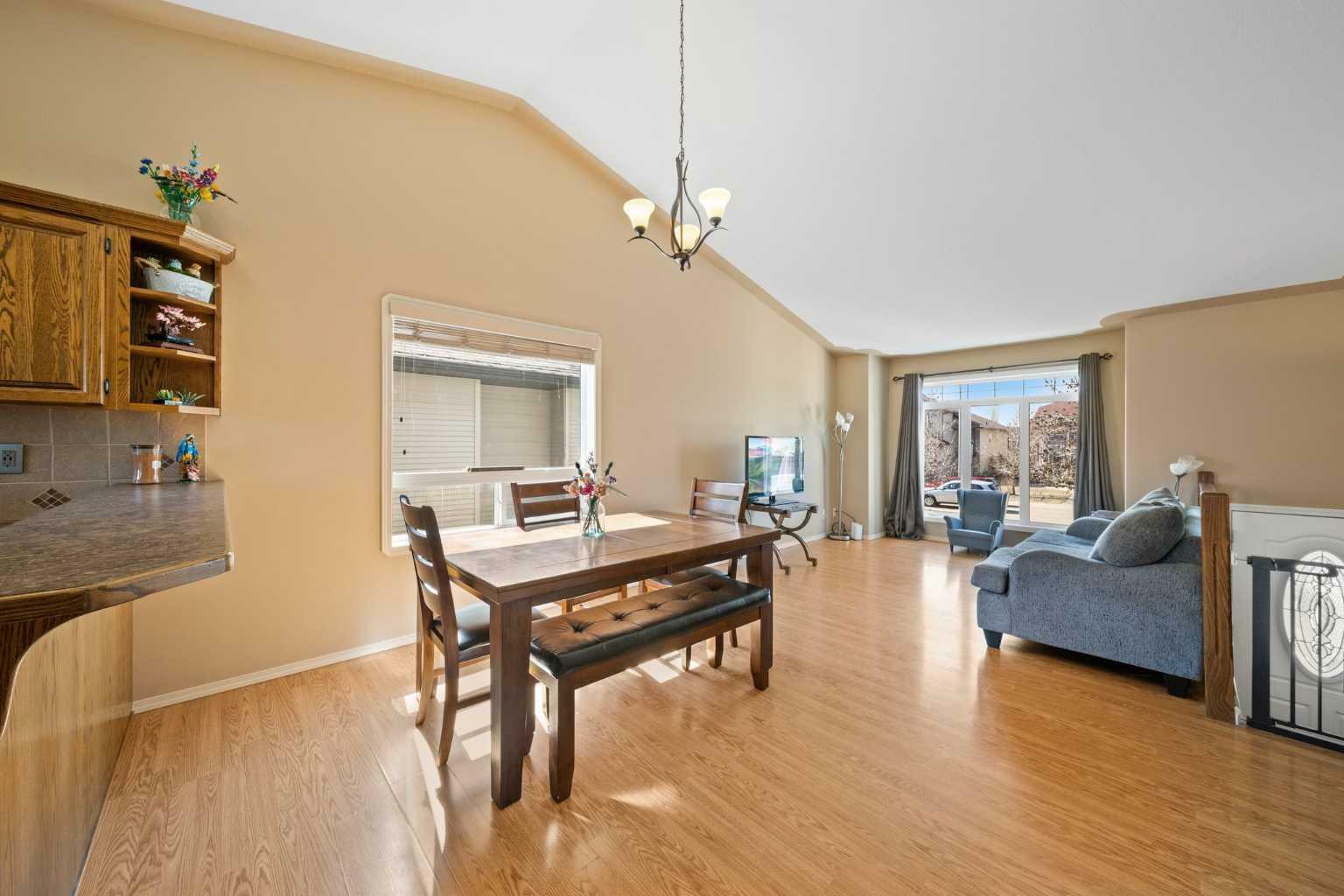 Property Photo:  206 Webster Drive  AB T4N 7G9 
