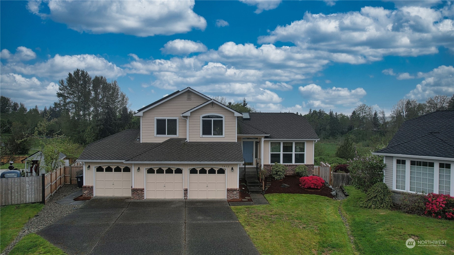 Property Photo:  5412 67th Street NE  WA 98270 