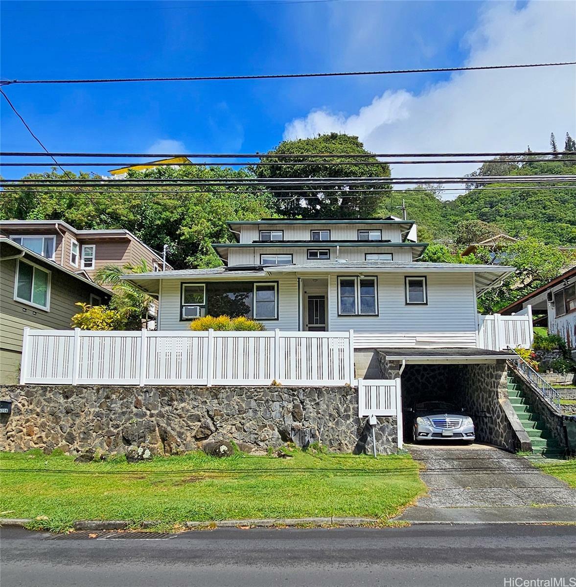 Property Photo:  2826 Manoa Road  HI 96822 