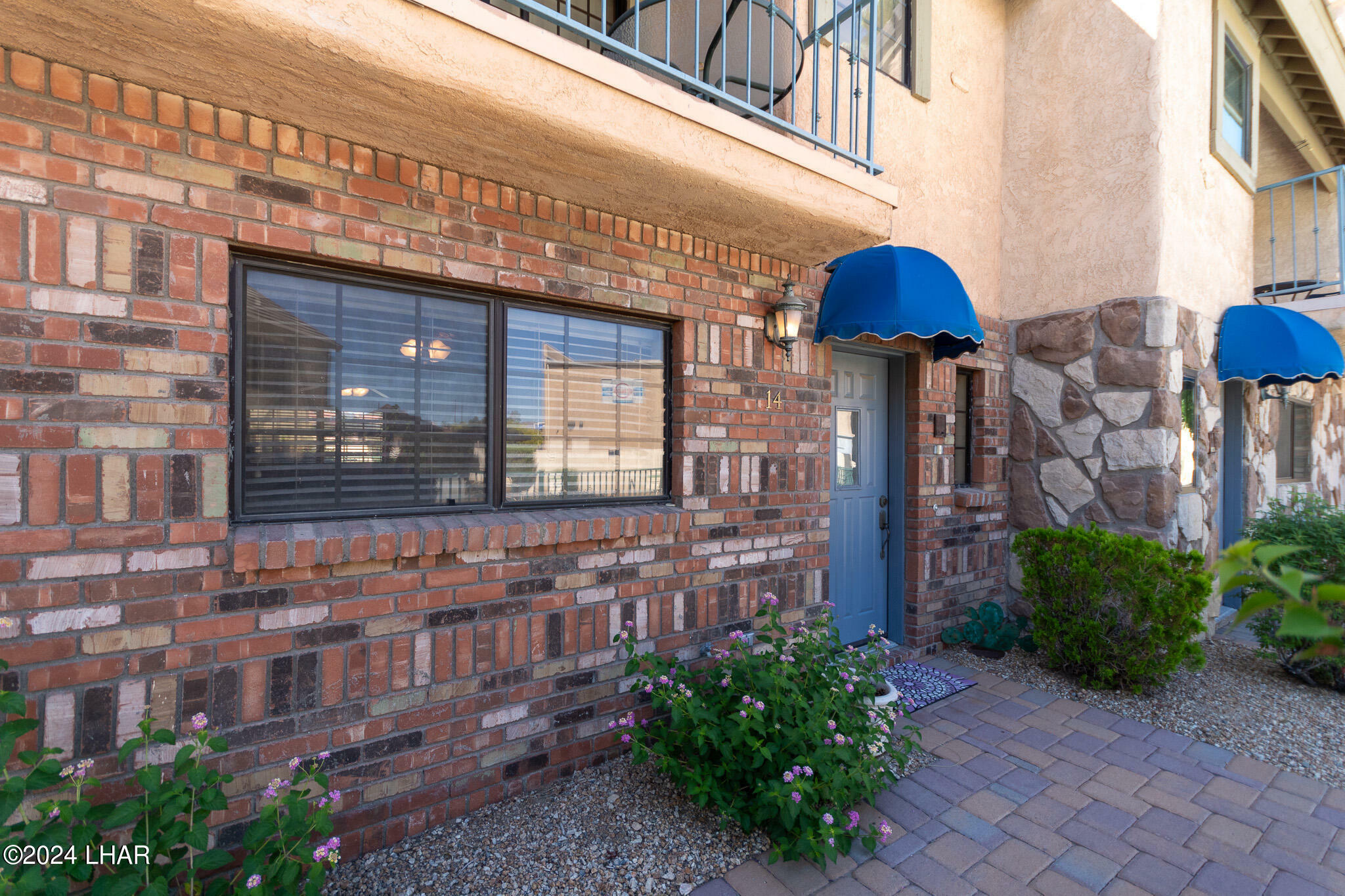 Property Photo:  1566 Palace Way 14  AZ 86403 