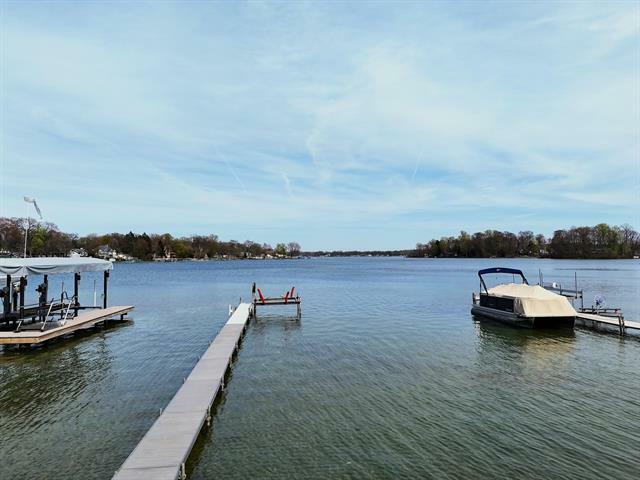 Property Photo:  50139 W Lakeshore Drive  MI 49047 