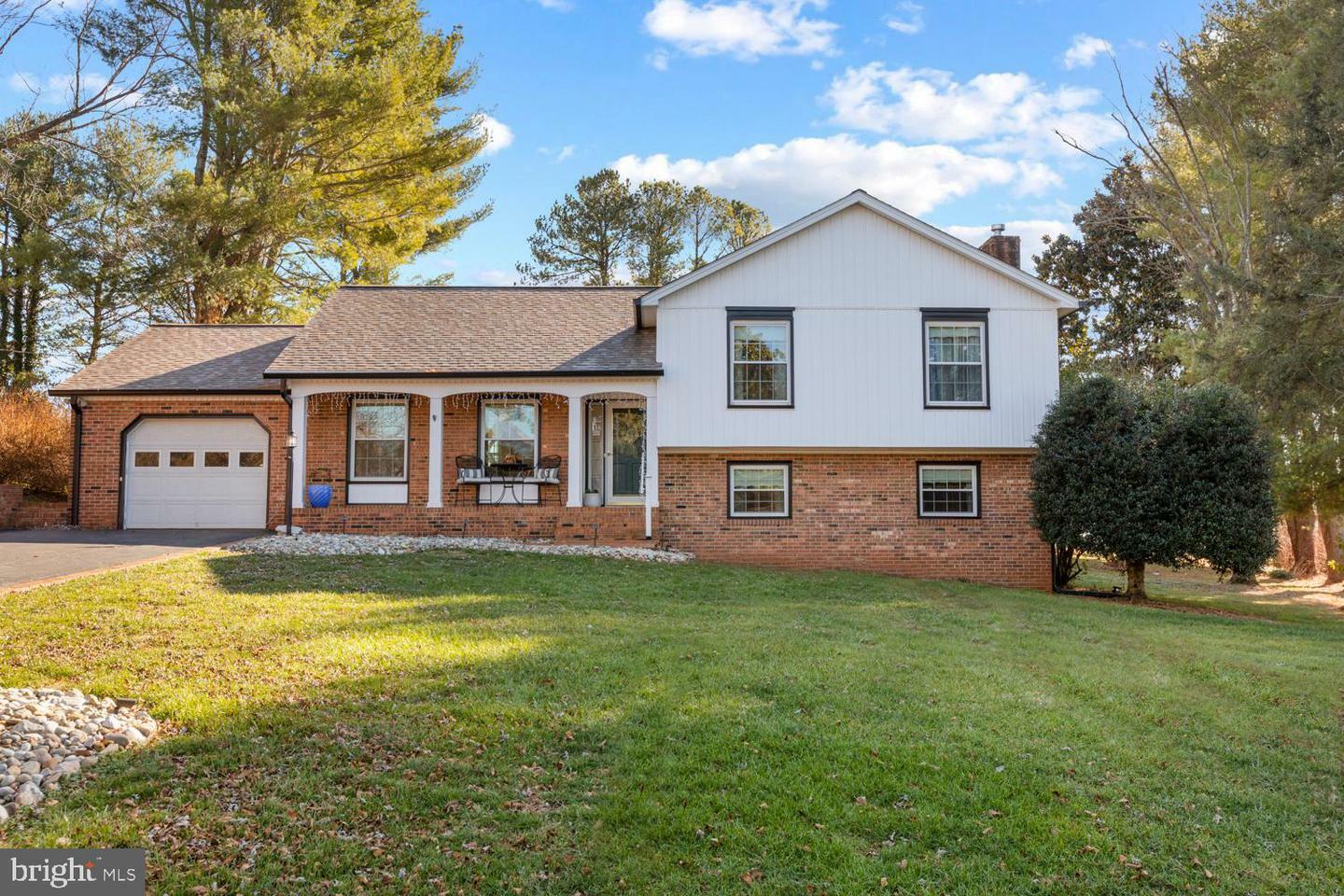 Property Photo: 20131 Williams Drive VA 22701