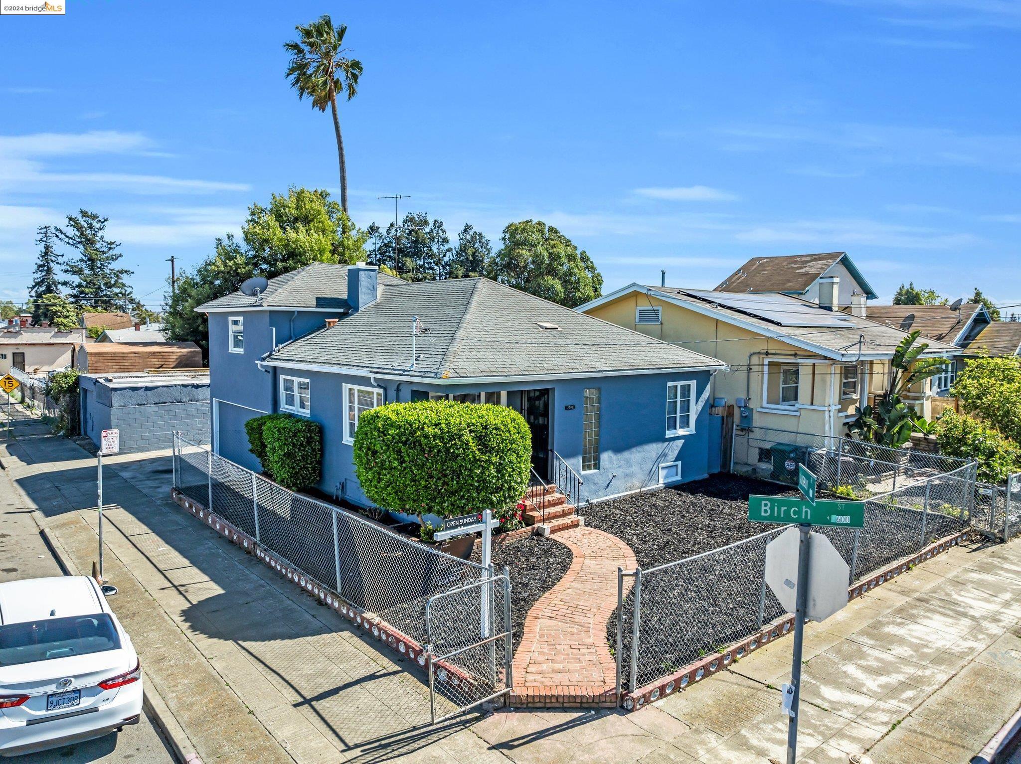 Property Photo:  1790 Auseon Ave  CA 94621 