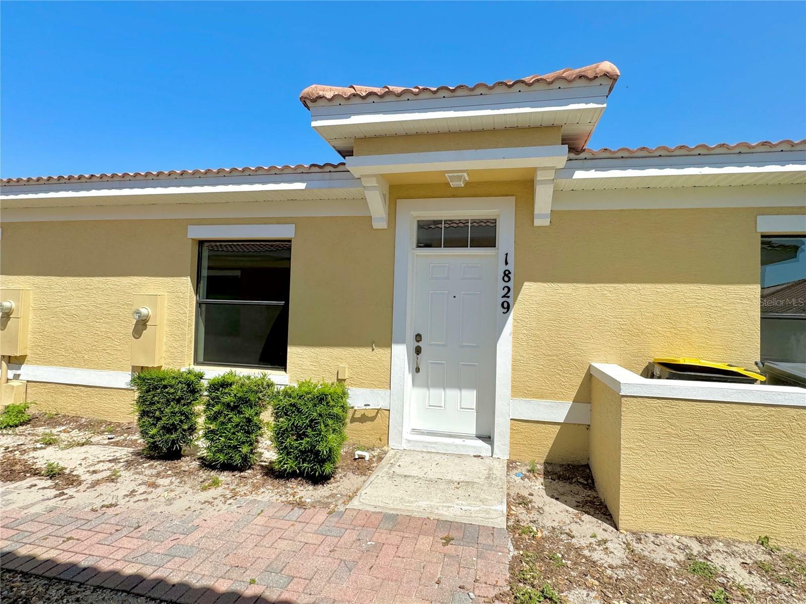 Property Photo:  1829 Coriander Drive  FL 34759 