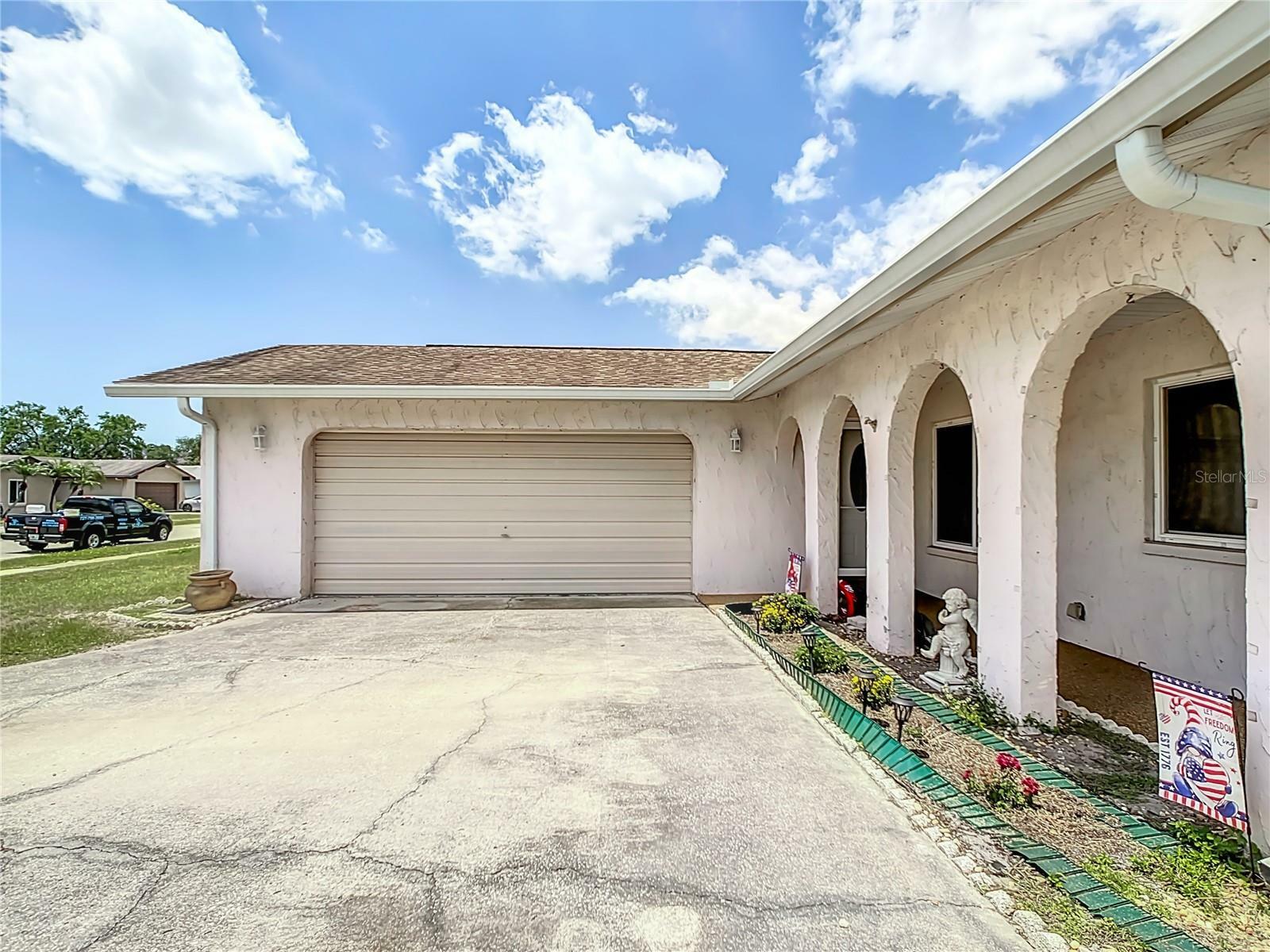 Property Photo:  9137 85th Avenue  FL 33777 