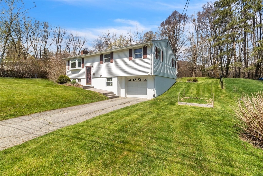 Property Photo: 5 Linden Dr MA 01075