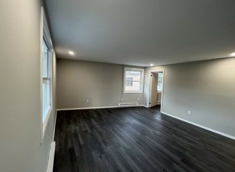 Property Photo:  83 Haven Street 4D  MA 01867 