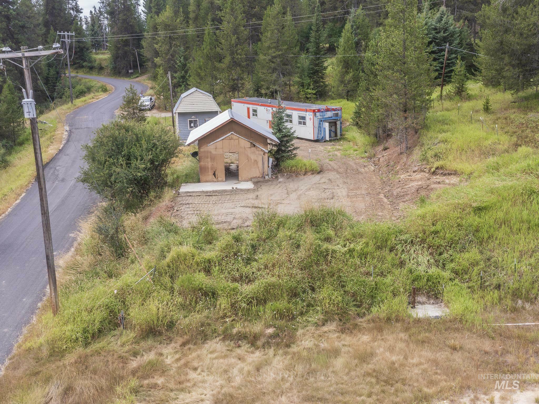 Property Photo:  102 Cabin Rd  ID 83525 