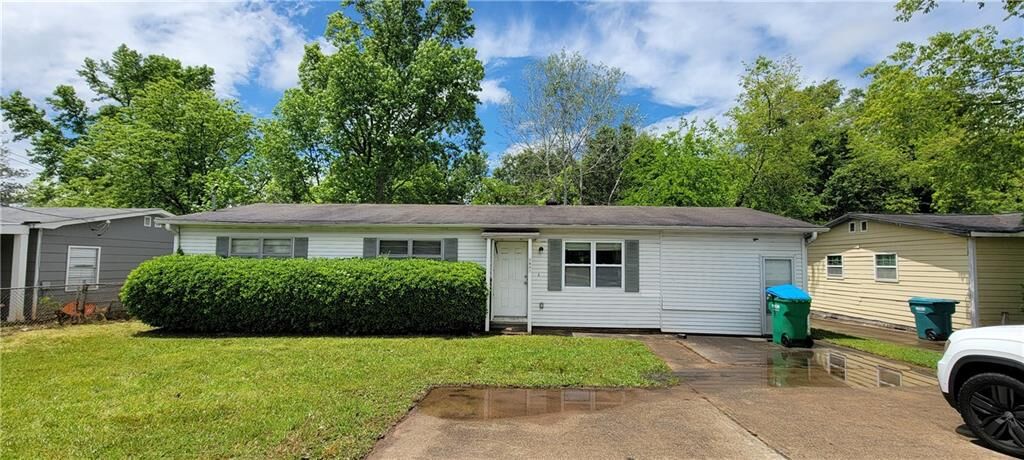 Property Photo:  1015 Maxham Road  GA 30168 