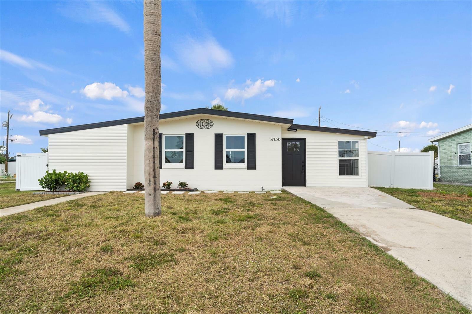 Property Photo:  8756 Agress Avenue  FL 34287 