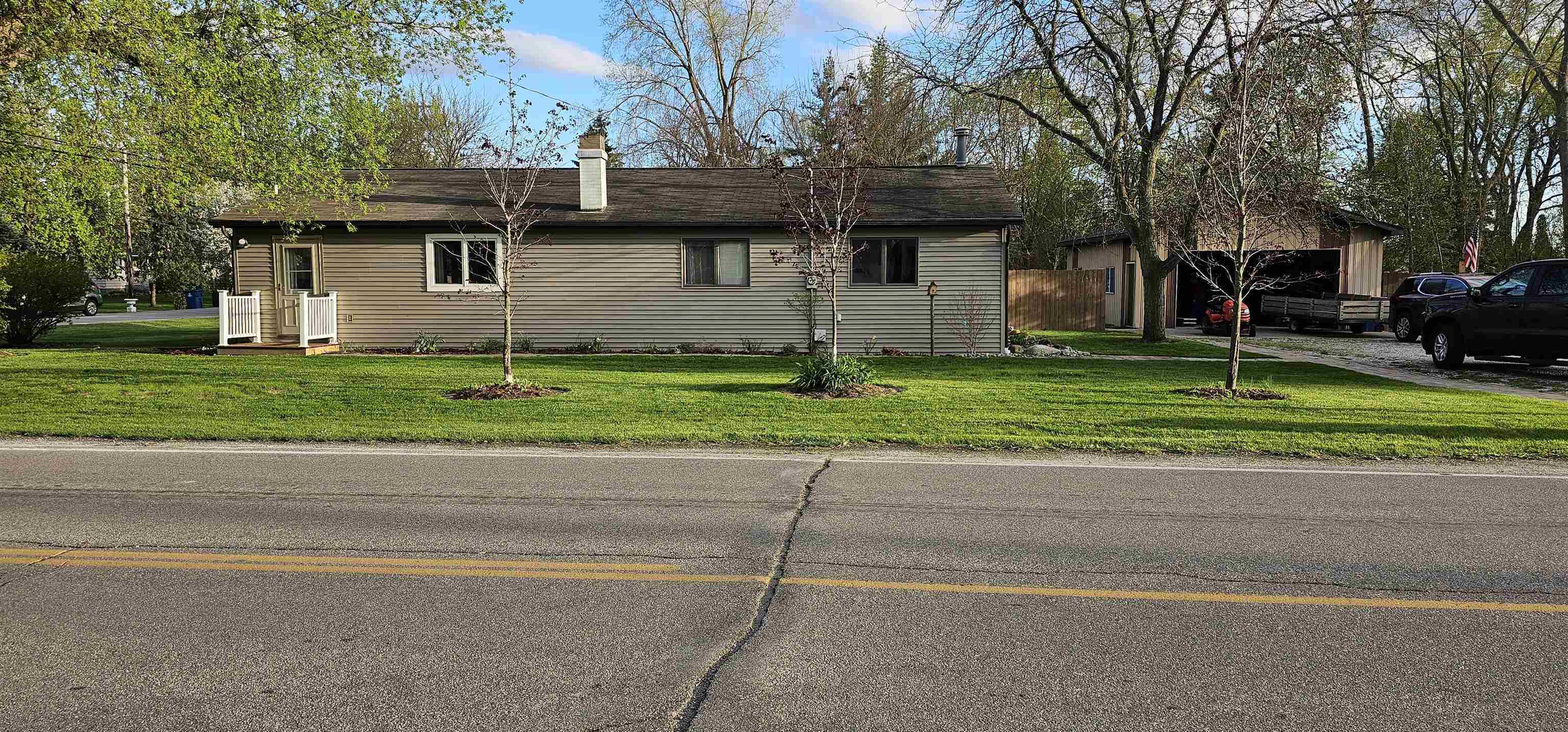 1761 W Ridge  Bay City MI 48708 photo