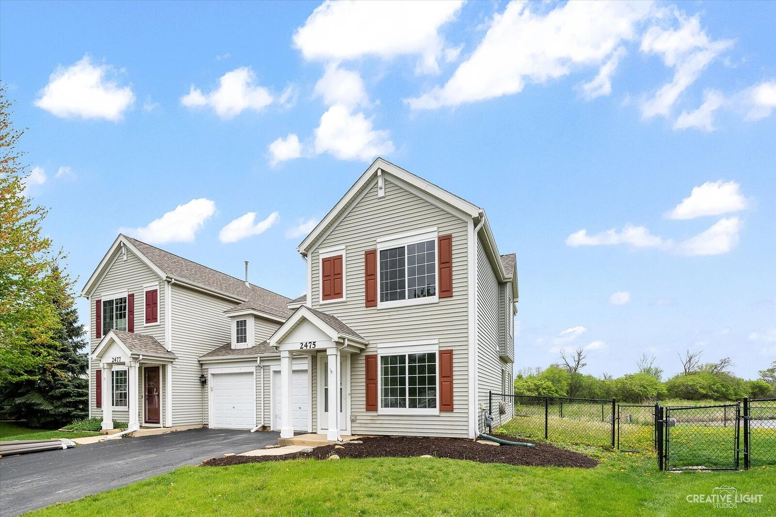 Property Photo: 2475 Roxbury Lane IL 60538