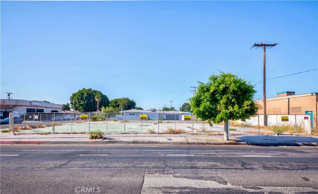 Property Photo: 2416 E Alondra Boulevard CA 90221