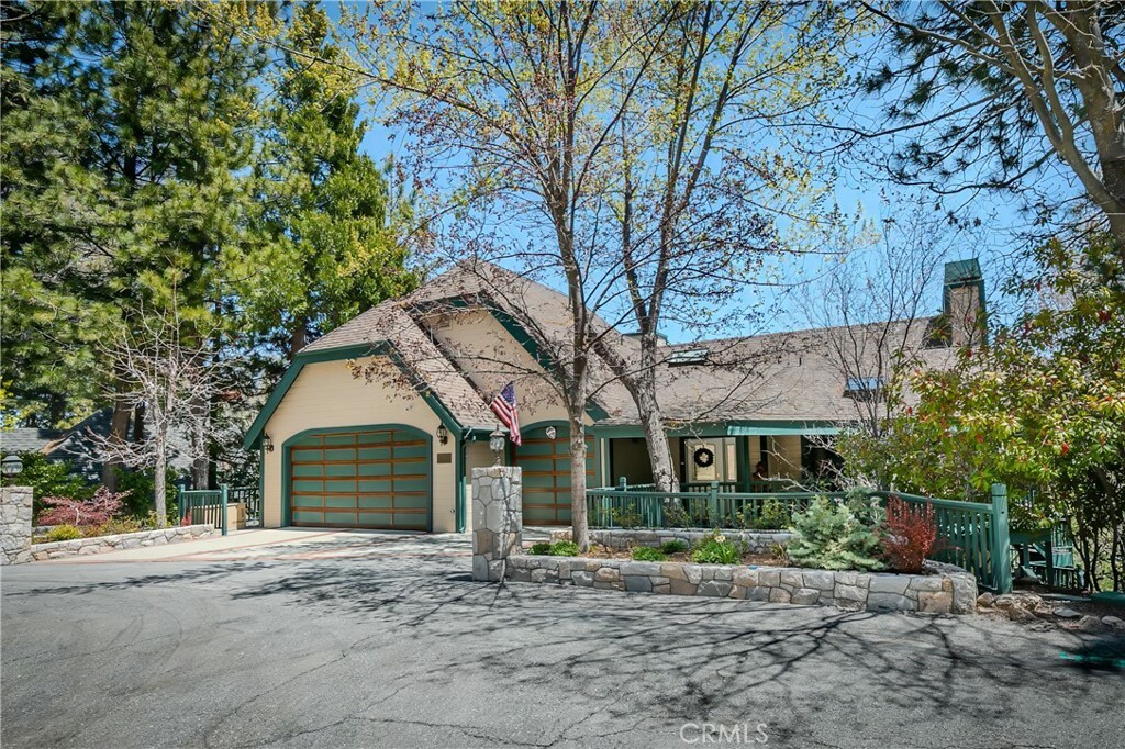 Property Photo:  301 Riviera Drive  CA 92352 