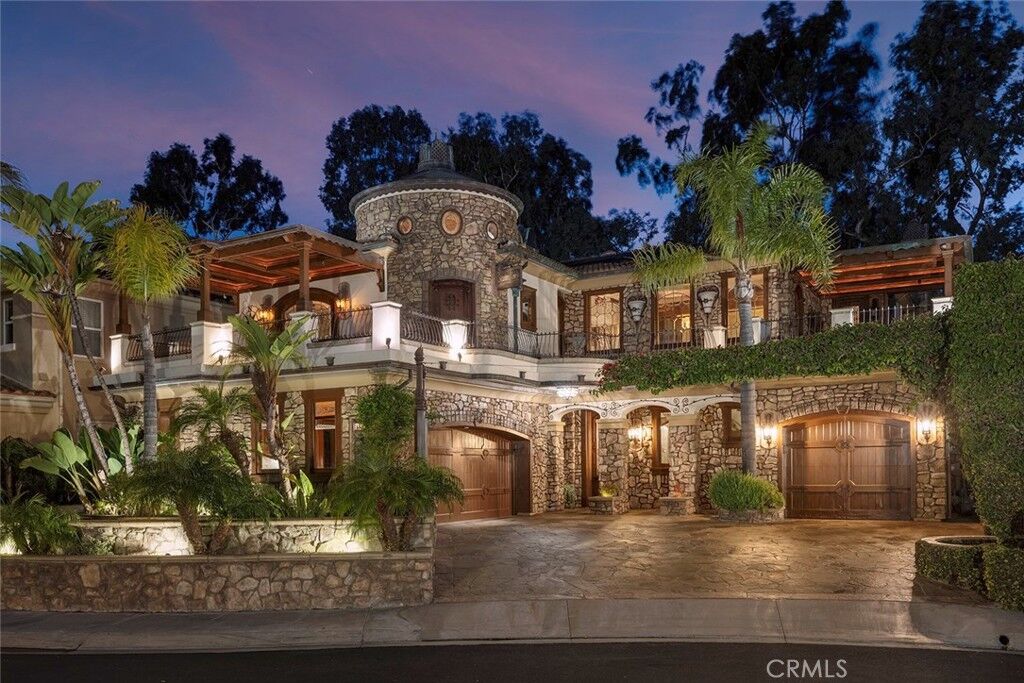 Property Photo:  19801 Estate Circle  CA 92648 