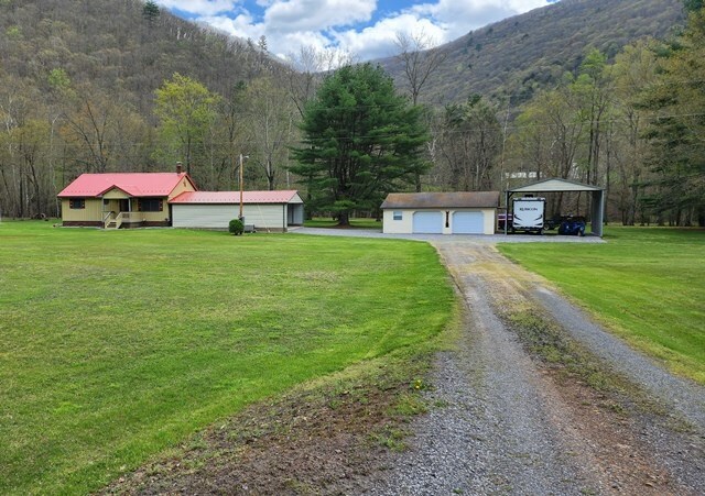 Property Photo:  626 First Fork Road  PA 15861 