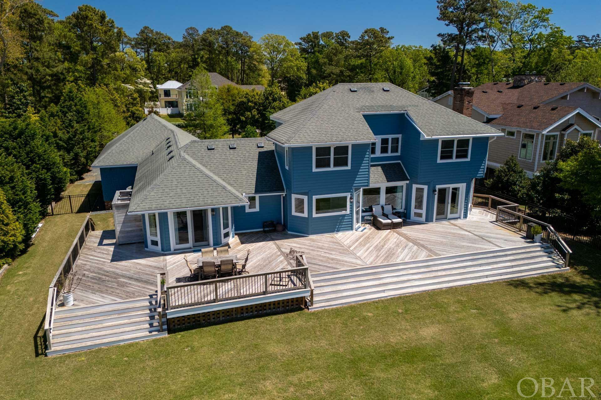 Property Photo:  4004 Martins Point Road  NC 27949 