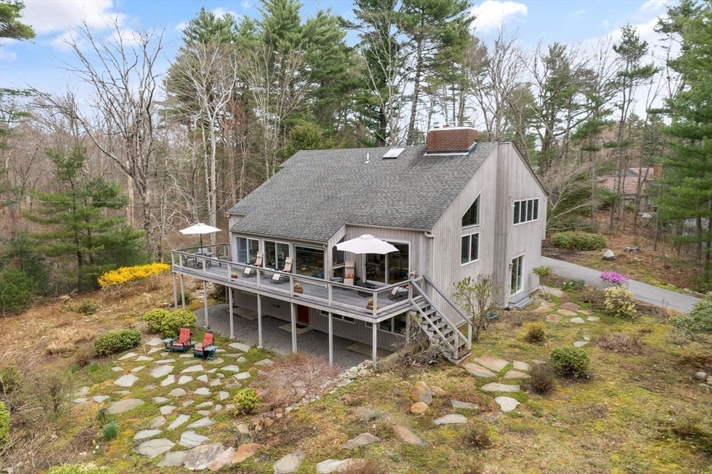 Property Photo: 738 Mountain St MA 02067