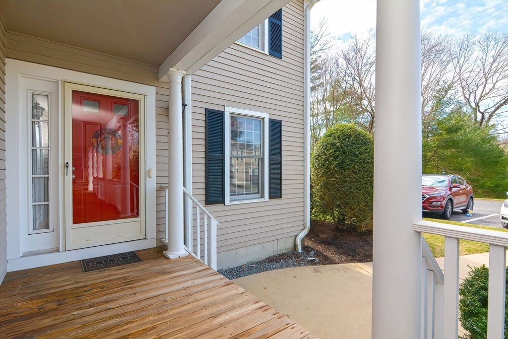 Property Photo:  41 Bellwood Cir 41  MA 02019 