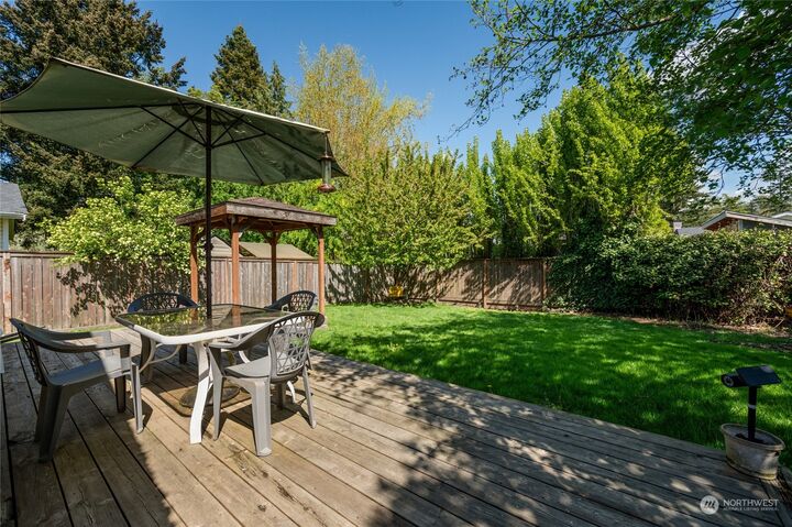 Property Photo: 2618 Superior WA 98226
