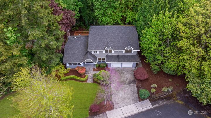Property Photo:  4504 159th Avenue NE  WA 98052 